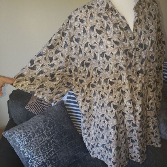Chiamare Vintage 100% Silk Paisley Shirt - Picture 8 of 11